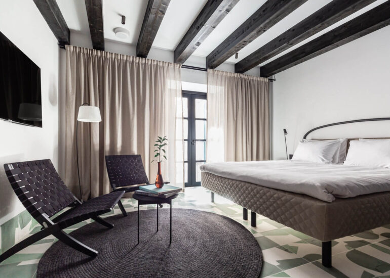 Deluxe Rooms